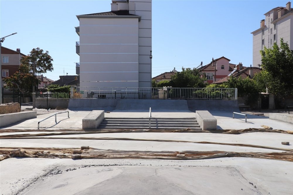 Karaman'da Kaykay Pisti Çalışmaları Devam Ediyor