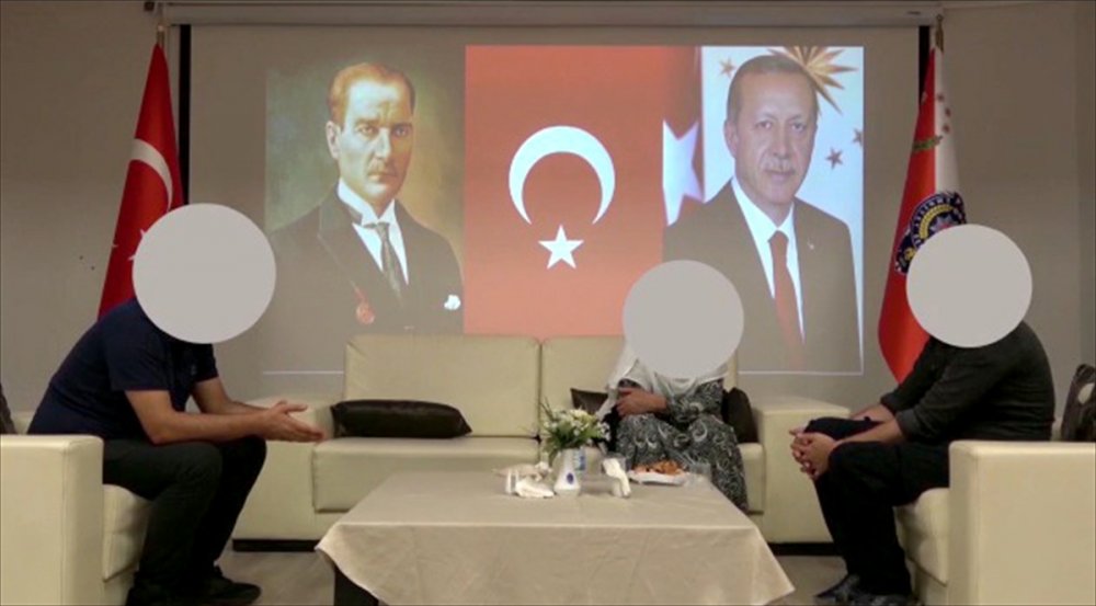 Terör Örgütü YPG/PKK Üyesi, İkna Çalışmasıyla Mersin Emniyet Müdürlüğüne Teslim Oldu