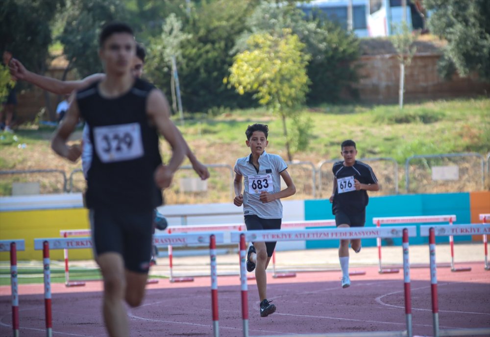 Atletizmde 16 Yaş Altı Türkiye Şampiyonası Ve 18 Yaş Altı Olimpik Deneme Yarışması Tamamlandı