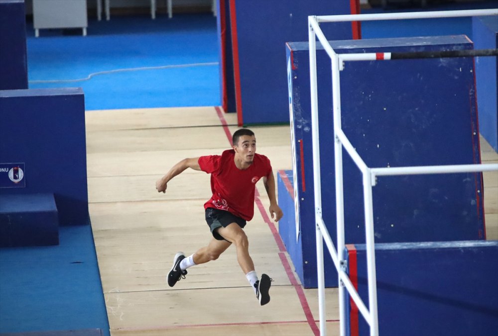 Milli Cimnastikçi Sarp Eren Odabaş, Parkur Dünya Kupası'nda Derece Hedefliyor