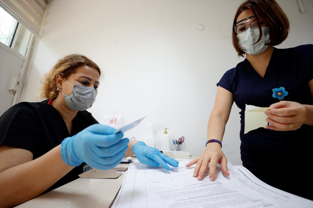 "Turizmin Başkenti" Antalya'da Vatandaşların Aşıya İlgisi Yüksek