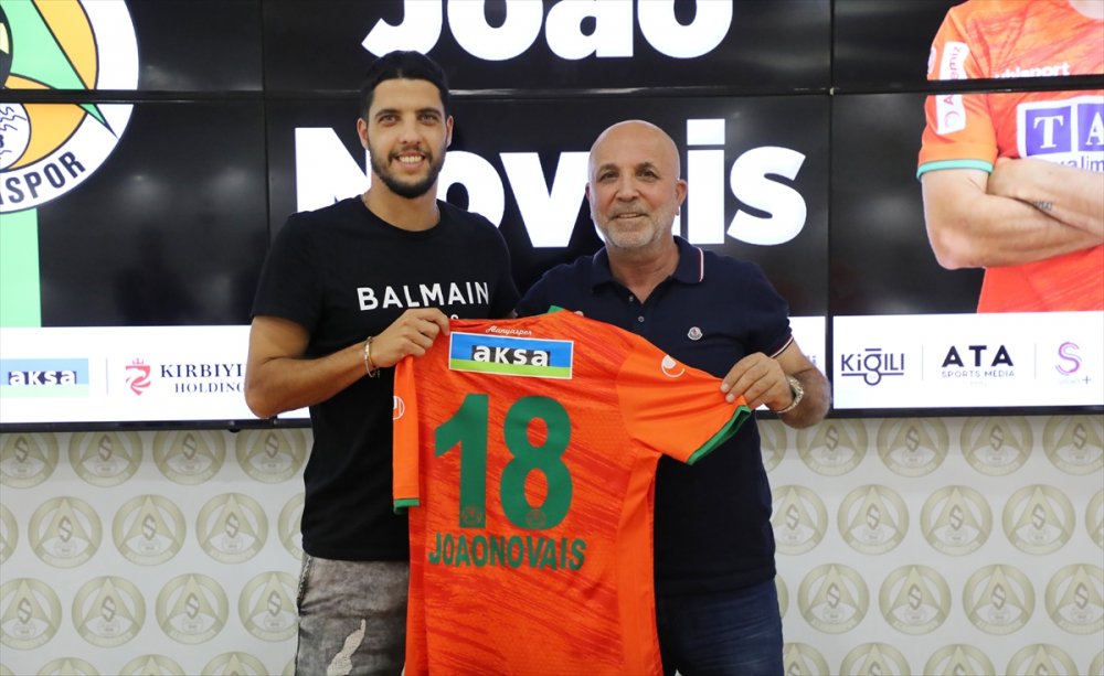 Alanyaspor, Braga'dan Joao Novais'i Renklerine Bağladı
