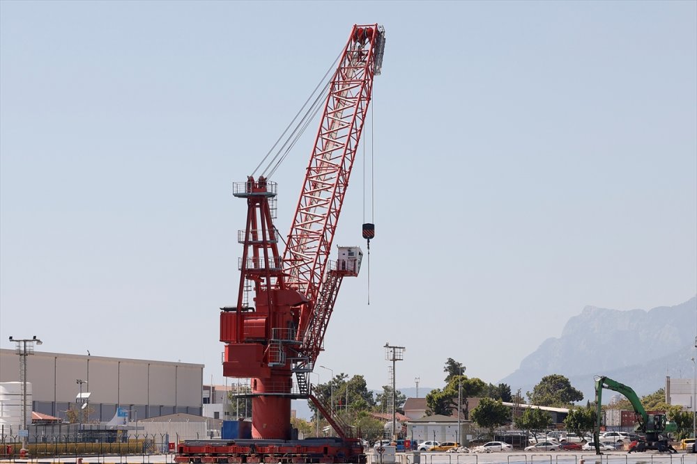 Antalya'da 90 Metrelik Gemi Siparişleri Alınmaya Başlandı