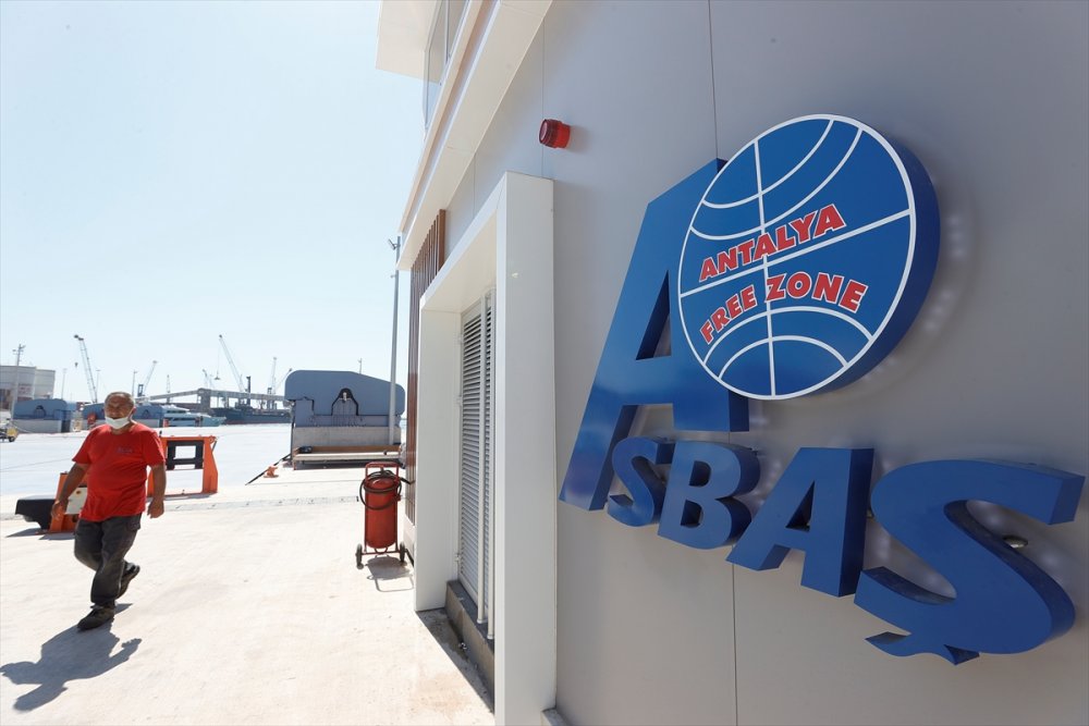 Antalya'da 90 Metrelik Gemi Siparişleri Alınmaya Başlandı