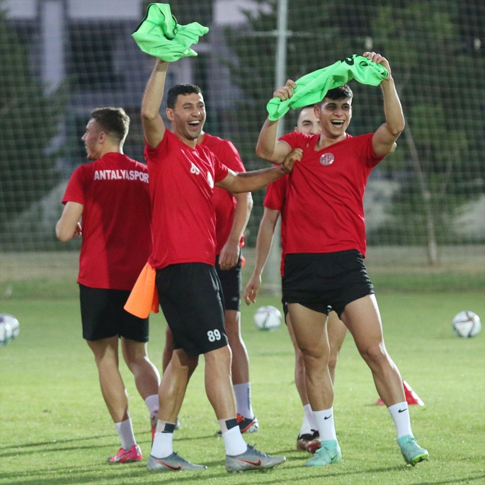 Antalyaspor, Fenerbahçe Maçı Hazırlıklarını Sürdürdü