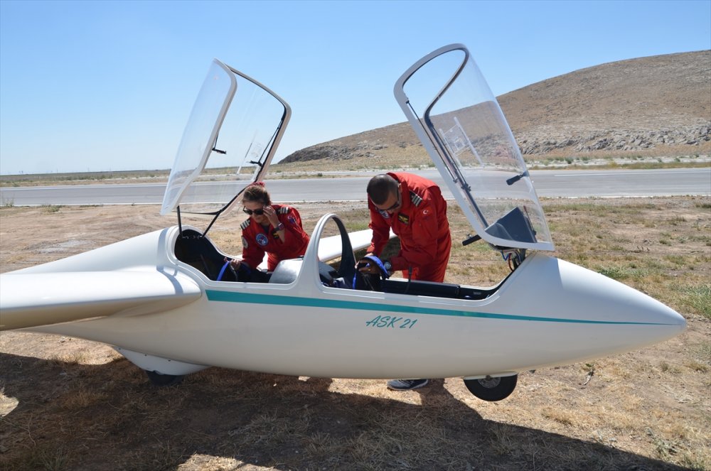 Hem Hava Hem De Yaşam Sahasını On Yıldır Paylaşıyorlar