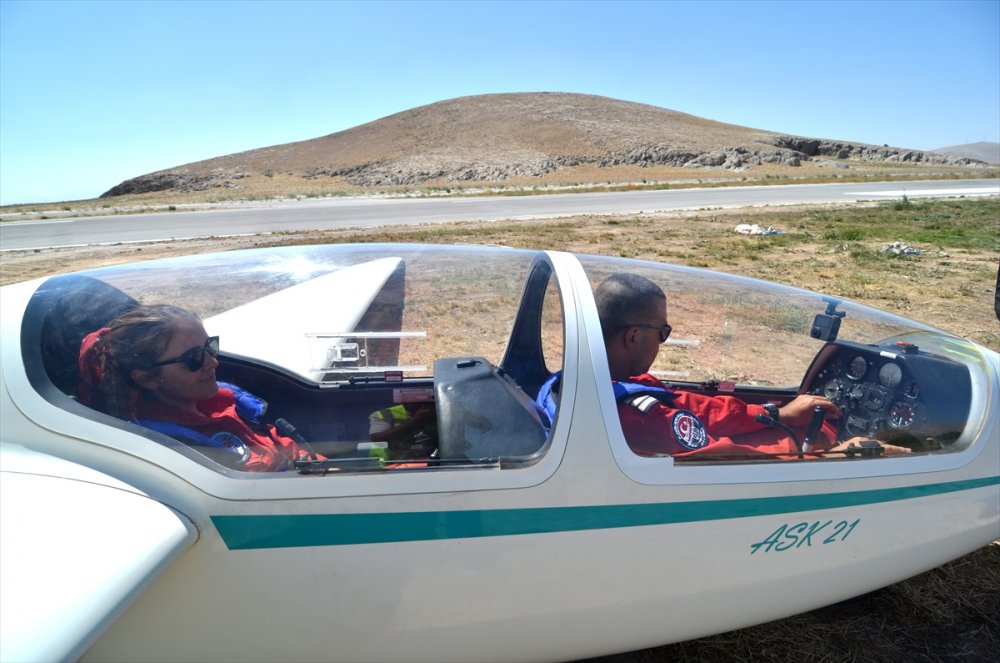 Hem Hava Hem De Yaşam Sahasını On Yıldır Paylaşıyorlar