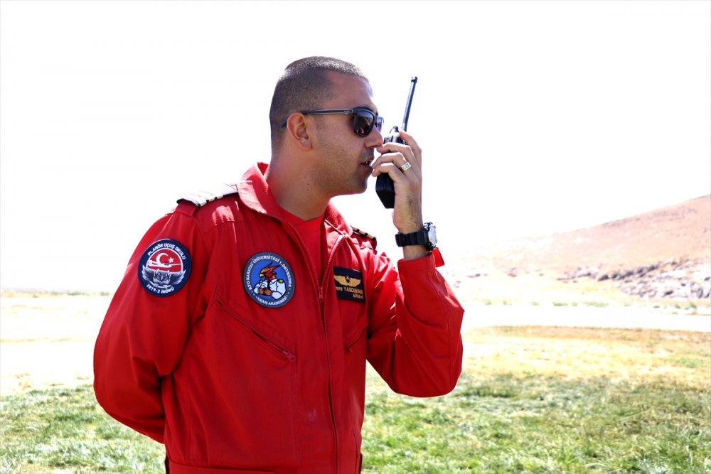 Hem Hava Hem De Yaşam Sahasını On Yıldır Paylaşıyorlar