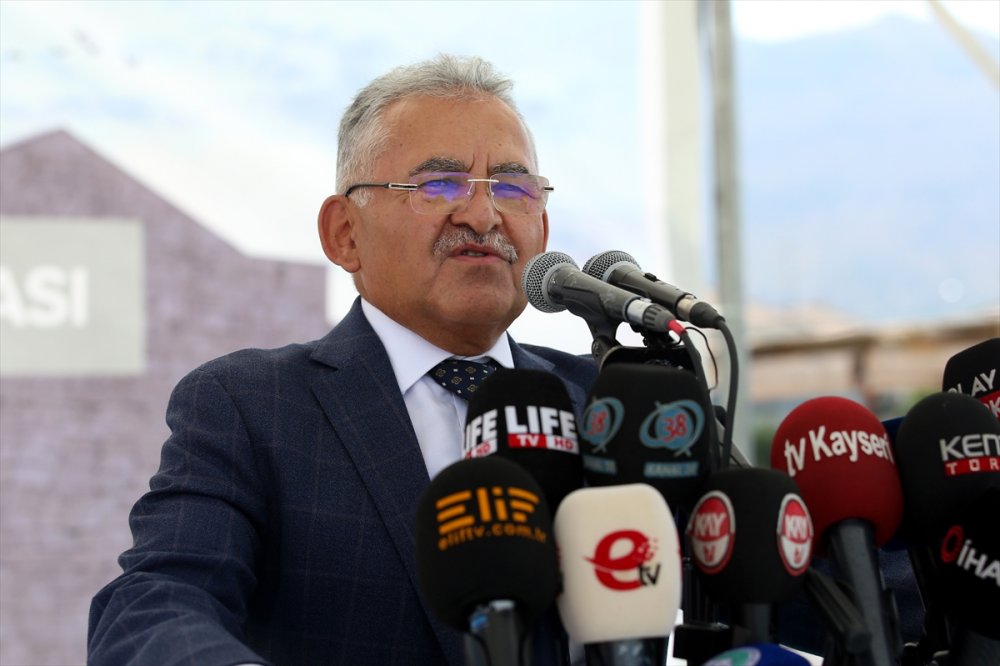 Kayseri'de Hizmet Verecek "Kanser Hastalarına Tedavi Sonrası Bakım Merkezi'nin" Temeli Atıldı