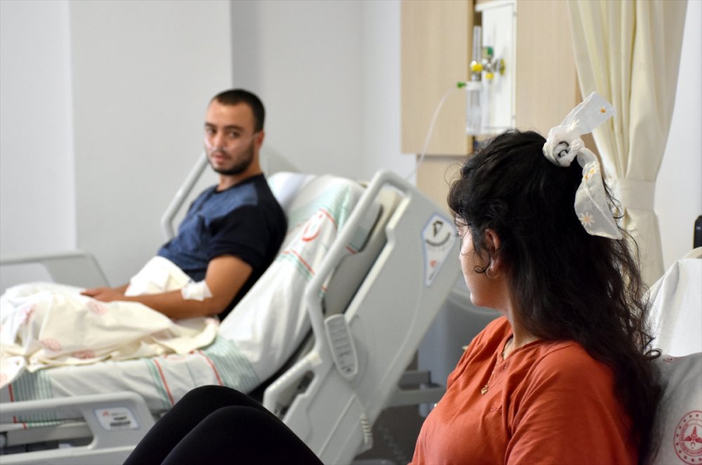 Kovid-19'a Yakalanan Başhekim Ve Eşi, İlk Doğum Gününde Kızlarının Yanında Olamamanın Üzüntüsünü Yaşıyor