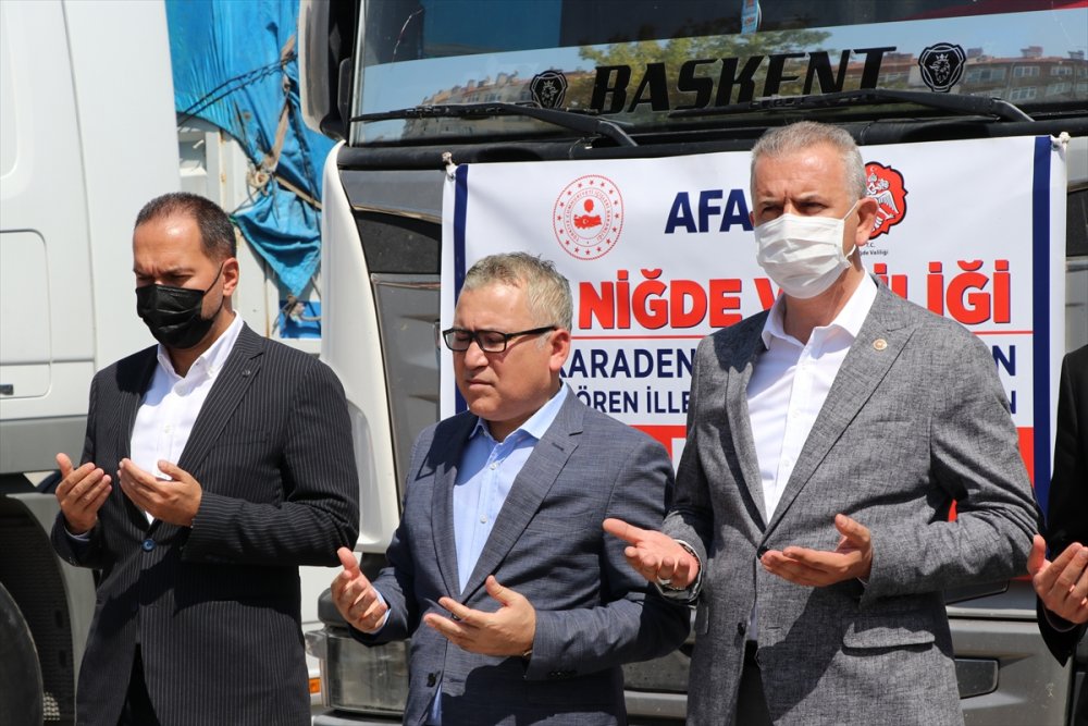 Niğde'den Kastamonu'ya Afetzedeler İçin 3 Tır Yardım Malzemesi Gönderildi