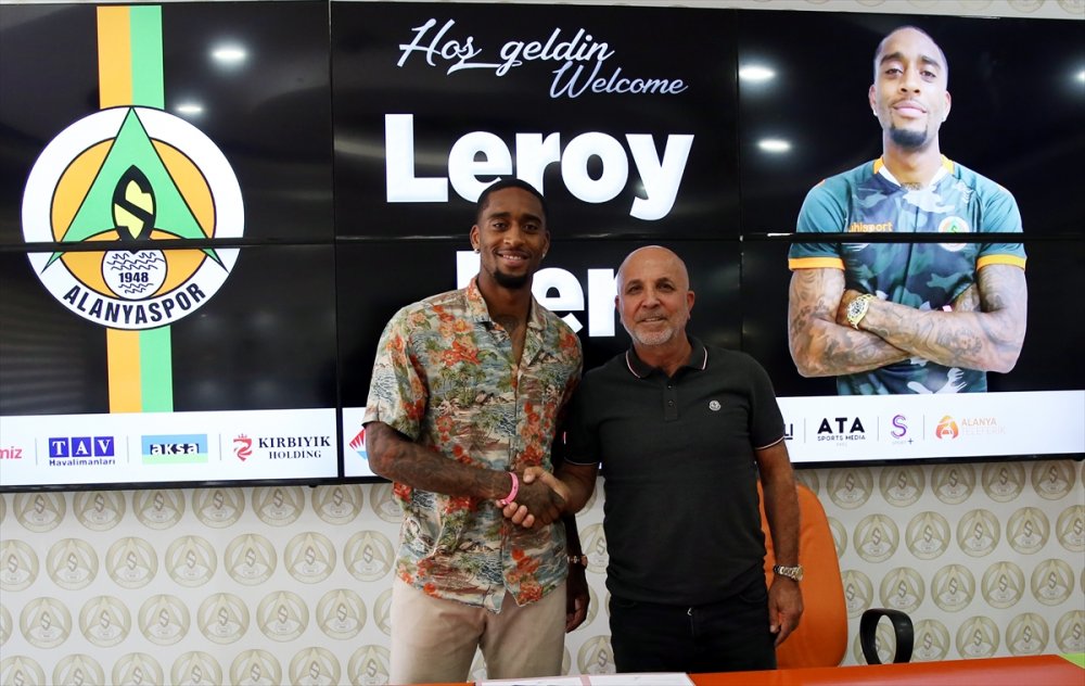 Alanyaspor, Leroy Fer'i Kadrosuna Kattı