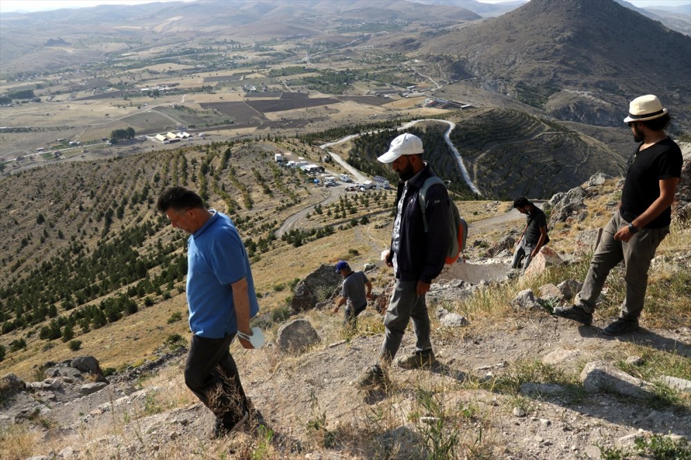 Konya'daki 5 Bin Yıllık Stratejik Kalenin "Kapısı" Bulundu