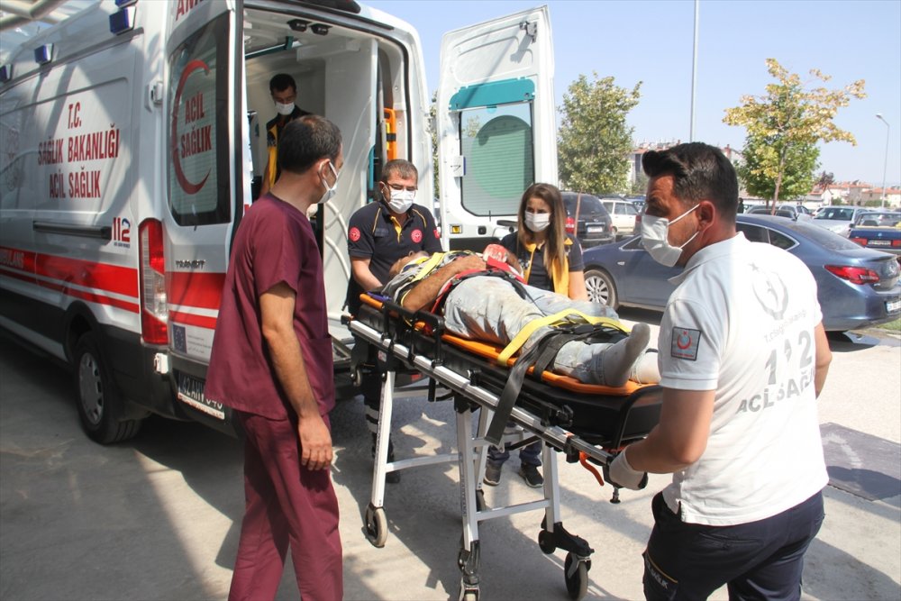 Beyşehir'de Boya Yaparken Pencereden Düşen Kişi Yaralandı