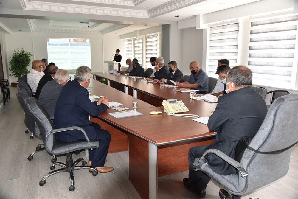 Karaman'da Sahipsiz Hayvanların Durumu Görüşüldü