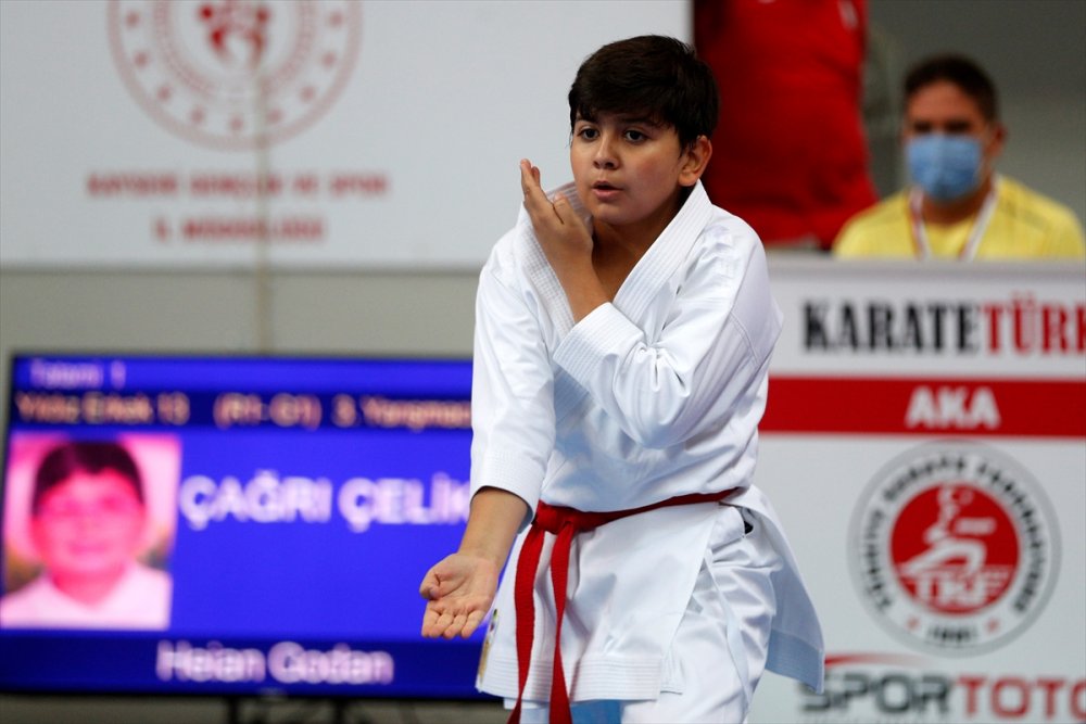 Türkiye Yıldızlar Karate Şampiyonası Kayseri'de Başladı