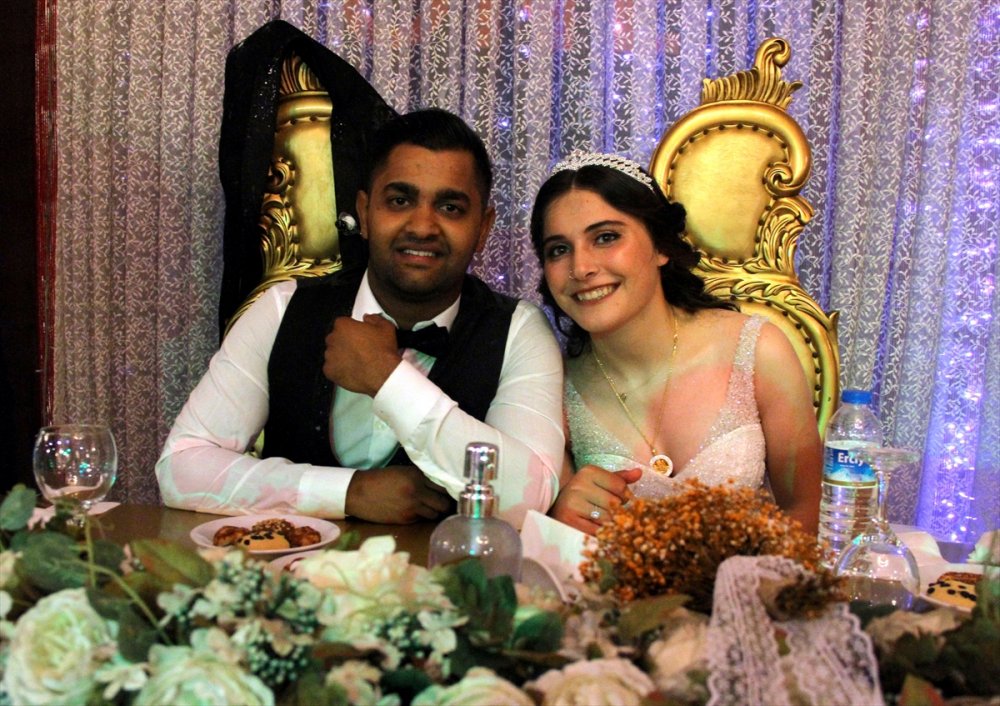 Kayseri'de Bir Otelden Şehit Ve Gazi Çocuklarına Ücretsiz Düğün Salonu Hizmeti