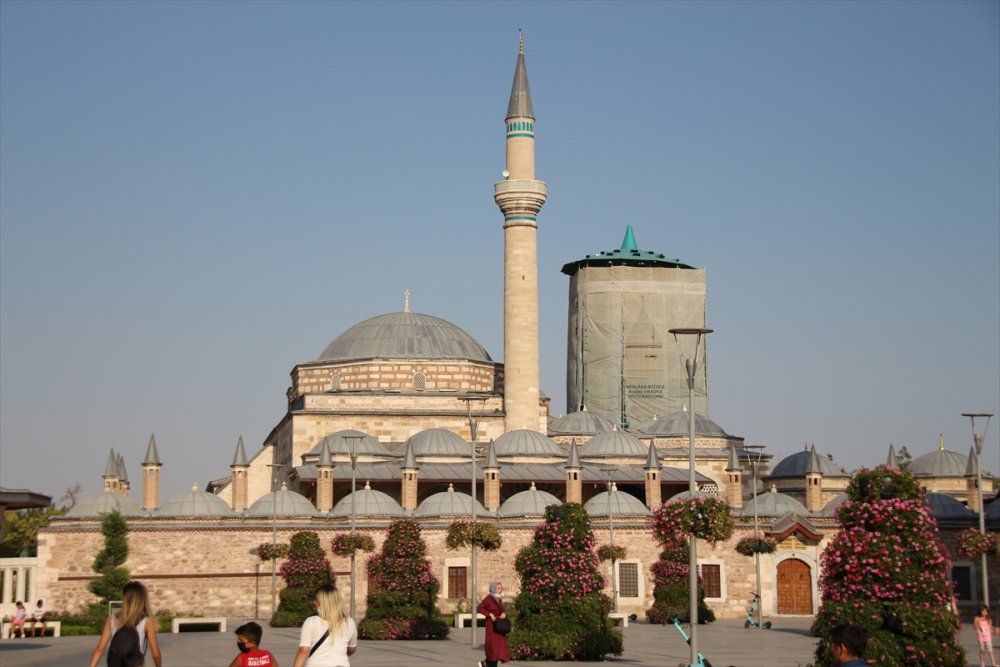 Mevlana Müzesi'ndeki Yeşil Kubbe'nin Restorasyonu Şeb-i Arus'ta Tamamlanmış Olacak