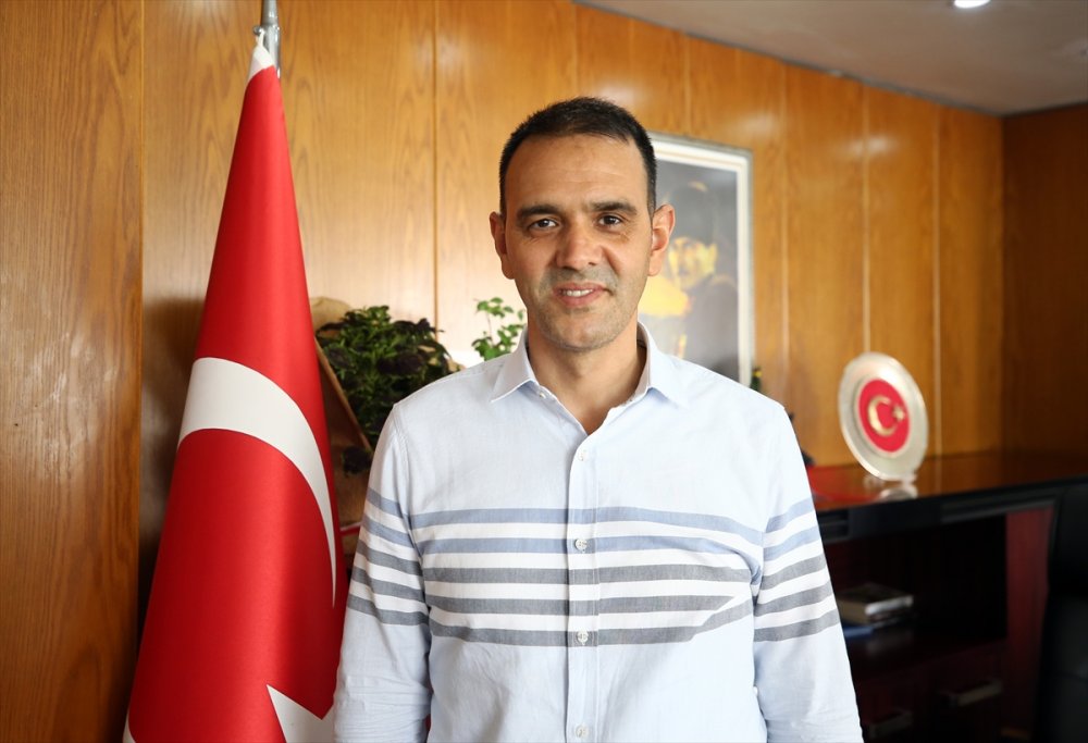 Akdeniz'in "doğal Havuzu" Yapraklı Koy, Tatilcilerin Gözdesi Oldu