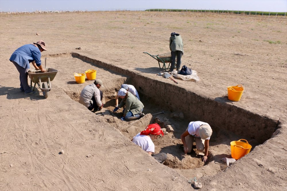 Küllüoba Höyüğü'nde 4 Bin 200 Yıl Öncesine Ait "Kuraklıkla Mücadele" İzleri