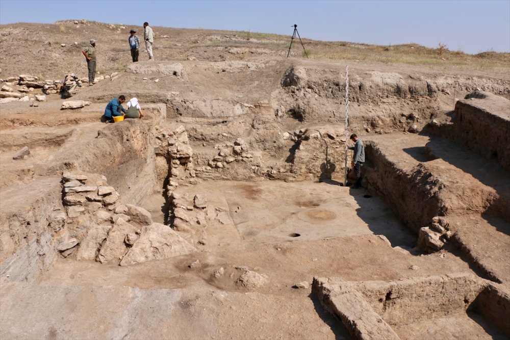 Küllüoba Höyüğü'nde 4 Bin 200 Yıl Öncesine Ait "Kuraklıkla Mücadele" İzleri