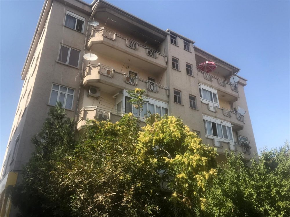 Aksaray'da 5. Kattan Çarşaflı Kaçış Feci Sonlandı