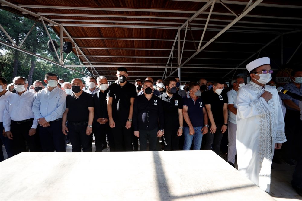 Antalya Büyükşehir Belediye Başkanı Muhittin Böcek'in Zor Yılı