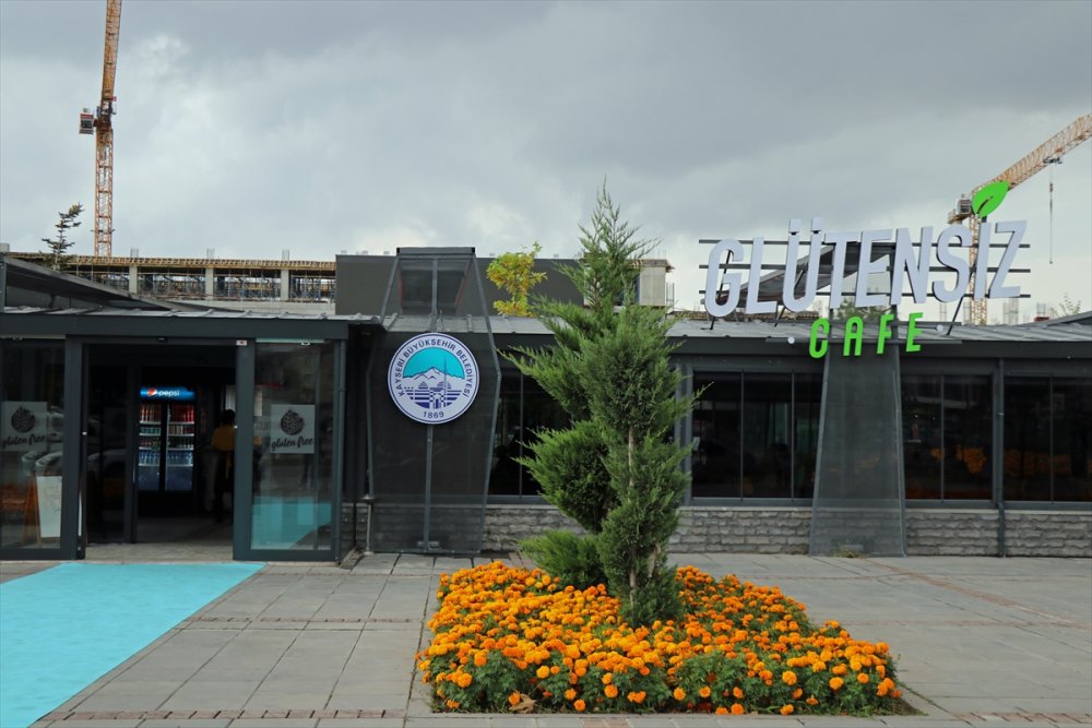 Kayseri'de Çalışanları Da Çölyak Hastası Olan Glütensiz Kafe Hizmete Açıldı