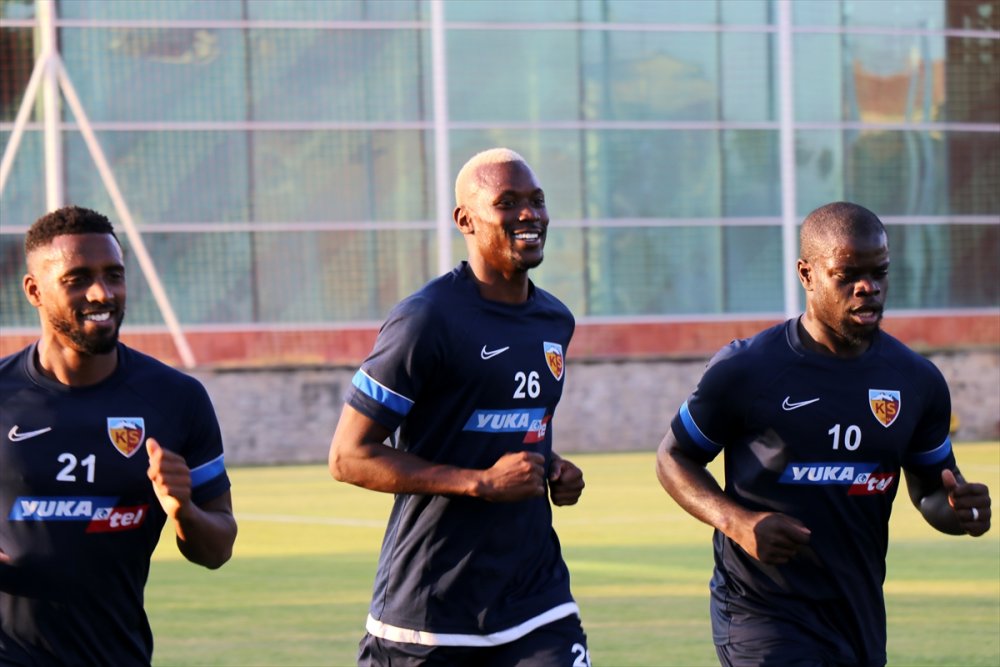 Kayserispor Teknik Direktörü Karaman: "herkesin Takdirle Karşıladığı Bir Kayserispor Ortaya Çıkacak"