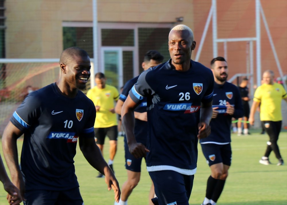 Kayserispor Teknik Direktörü Karaman: "herkesin Takdirle Karşıladığı Bir Kayserispor Ortaya Çıkacak"