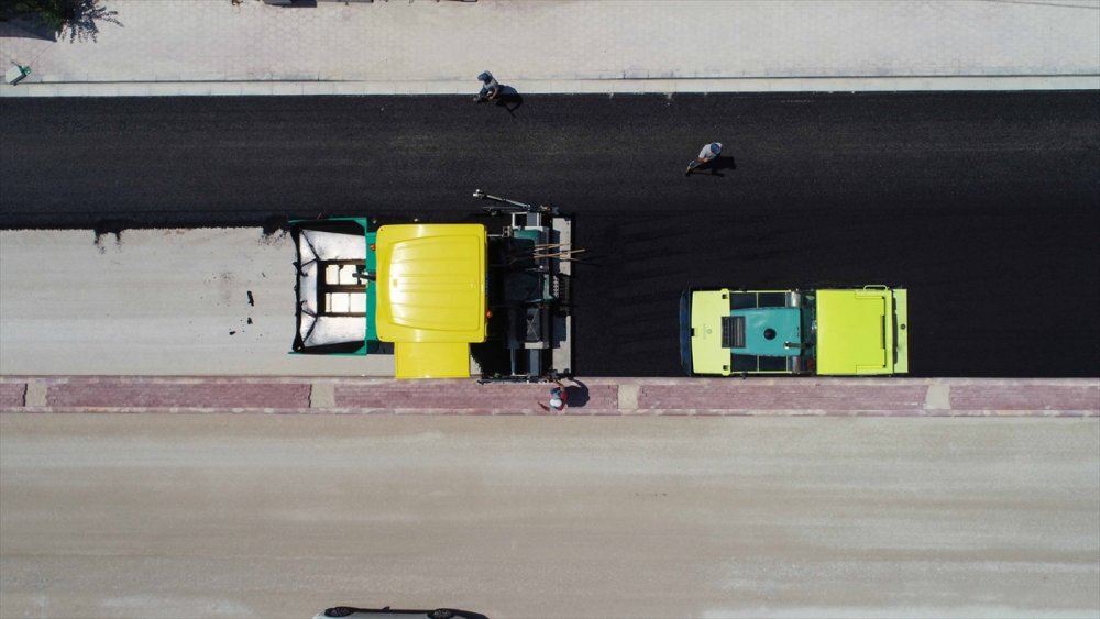 Meram'da Altyapı Ve Yol Çalışmaları Sürüyor