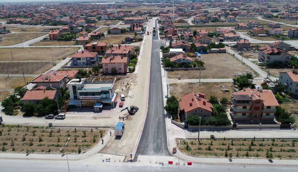 Meram'da Altyapı Ve Yol Çalışmaları Sürüyor