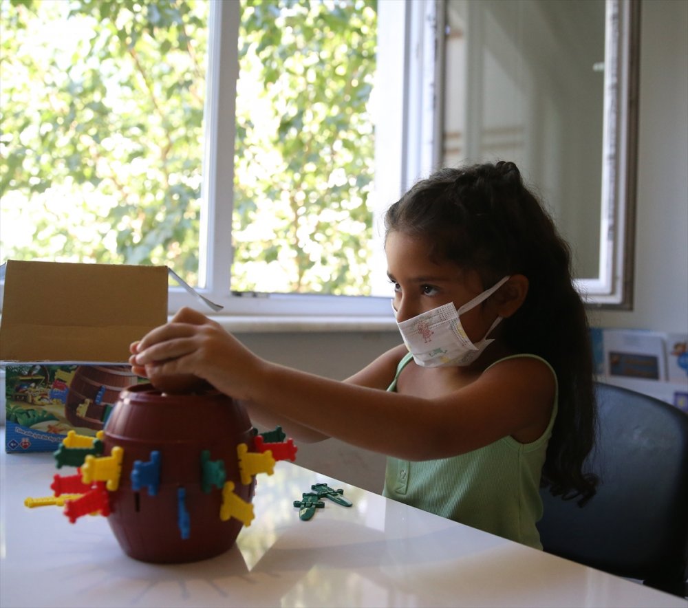 Çocukları Oyuncaklarıyla Sürekli Baş Başa Bırakmanın Olumsuzluğu Söz Edildi