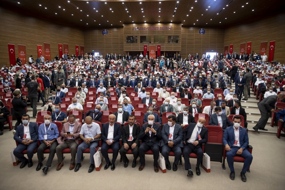 Ak Parti Genel Başkanvekili Kurtulmuş, 18. İmam Hatipliler Kurultayında Konuştu