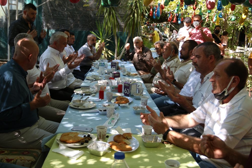 Antalya'da Muharrem Ayı Dolayısıyla Aşure Etkinliği Düzenlendi