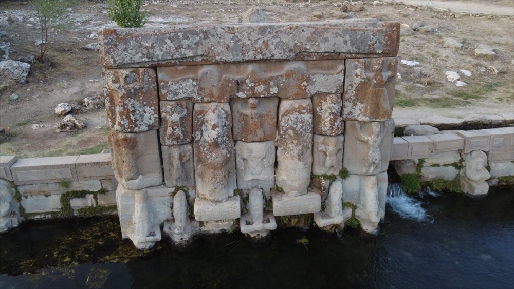 Konya'daki Hitit Su Anıtı Tarihi Ve Mimarisiyle İlgi Çekiyor