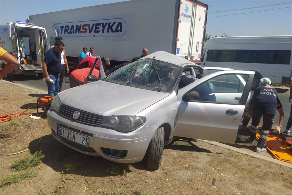Mersin'de Trafik Kazası: 3 Yaralı