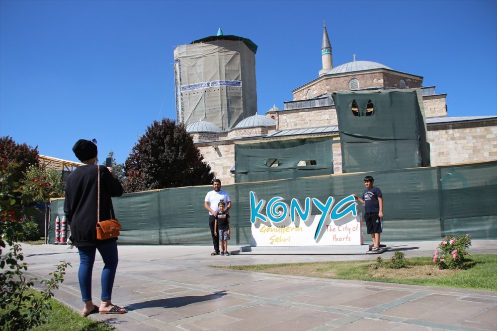 Mevlana Müzesi'ni 8 Ayda 650 Bin Turist Gezdi