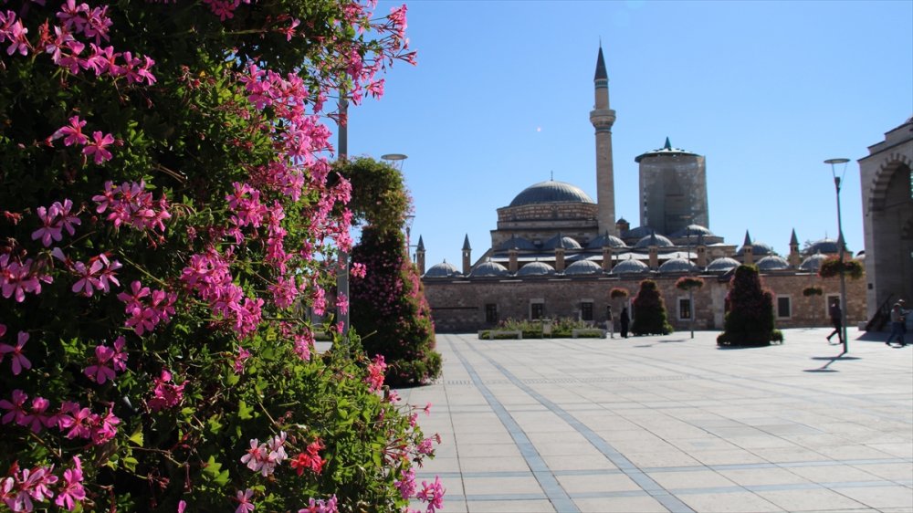 Mevlana Müzesi'ni 8 Ayda 650 Bin Turist Gezdi