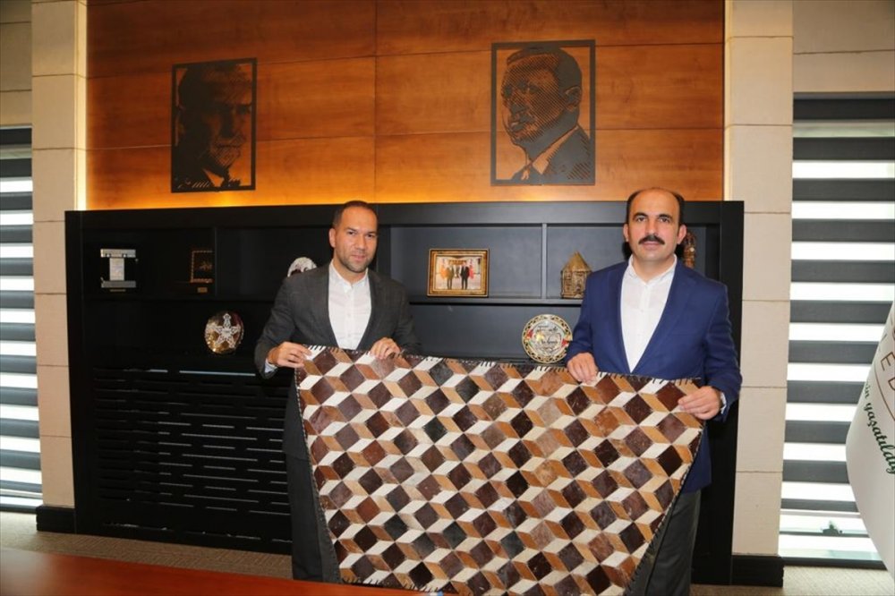 Niğde Belediye Başkanı Özdemir, Konya Büyükşehir Belediye Başkanı Altay’ı Ağırladı