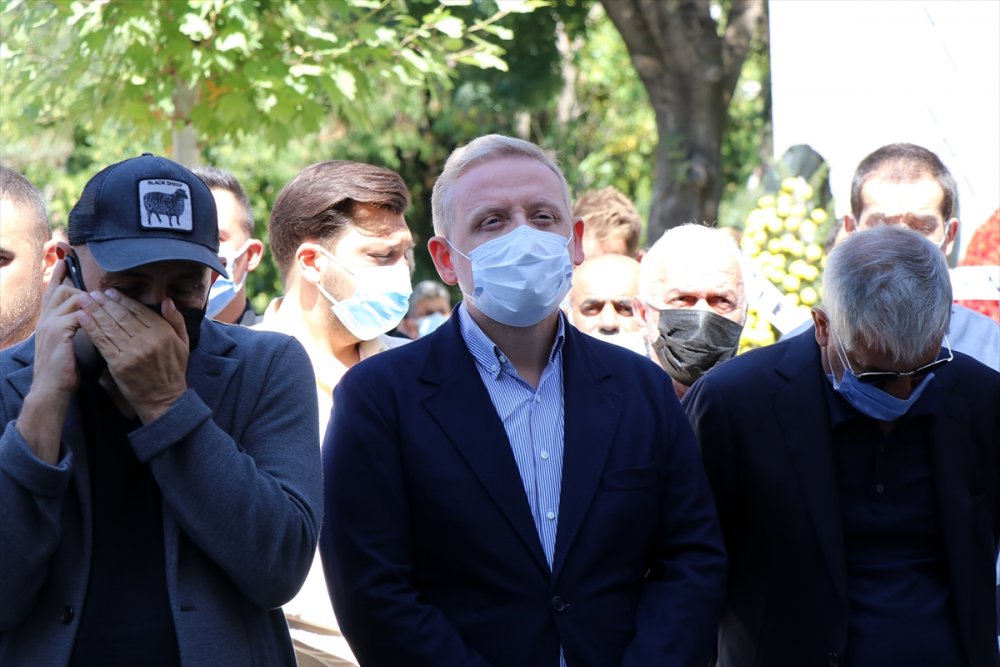 Kayserispor'un Vefat Eden Eski Başkanı Recep Mamur Toprağa Verildi