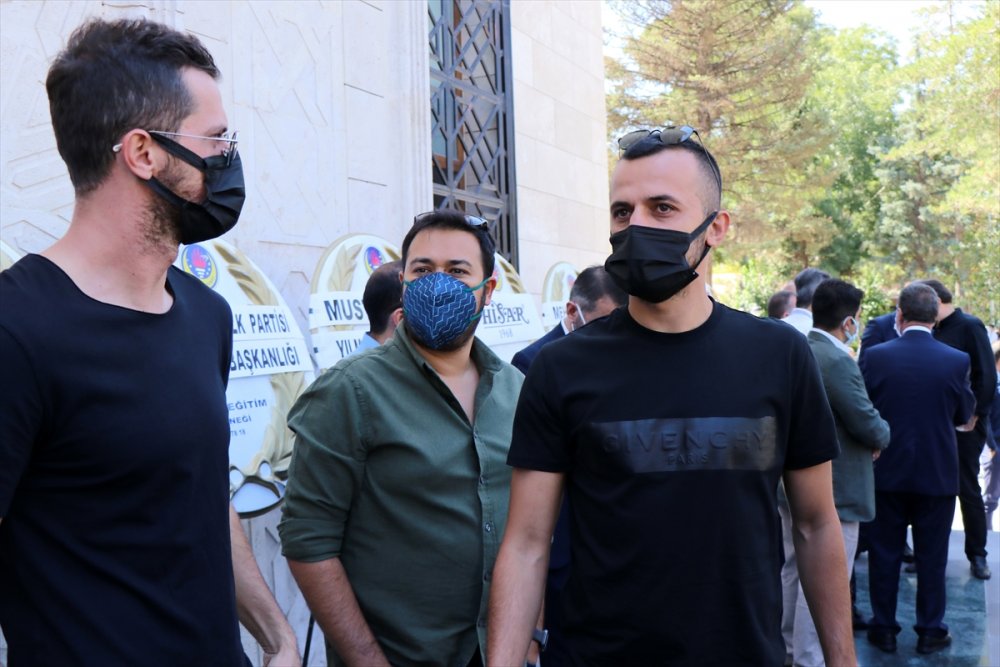 Kayserispor'un Vefat Eden Eski Başkanı Recep Mamur Toprağa Verildi