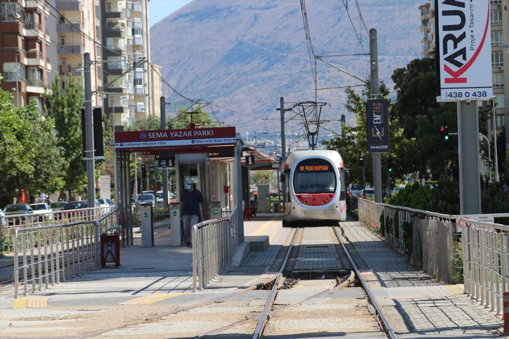 Talas Raylı Sistem Hattı Yeniden Hizmete Başladı