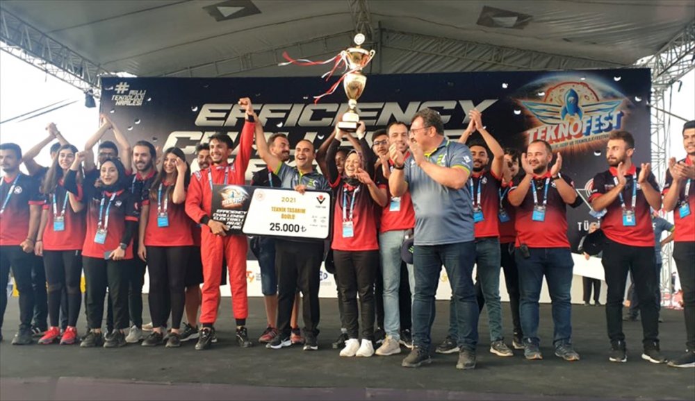 "Kızılelma" Teknofest'te Teknik Tasarım Ödülü'nün Sahibi Oldu