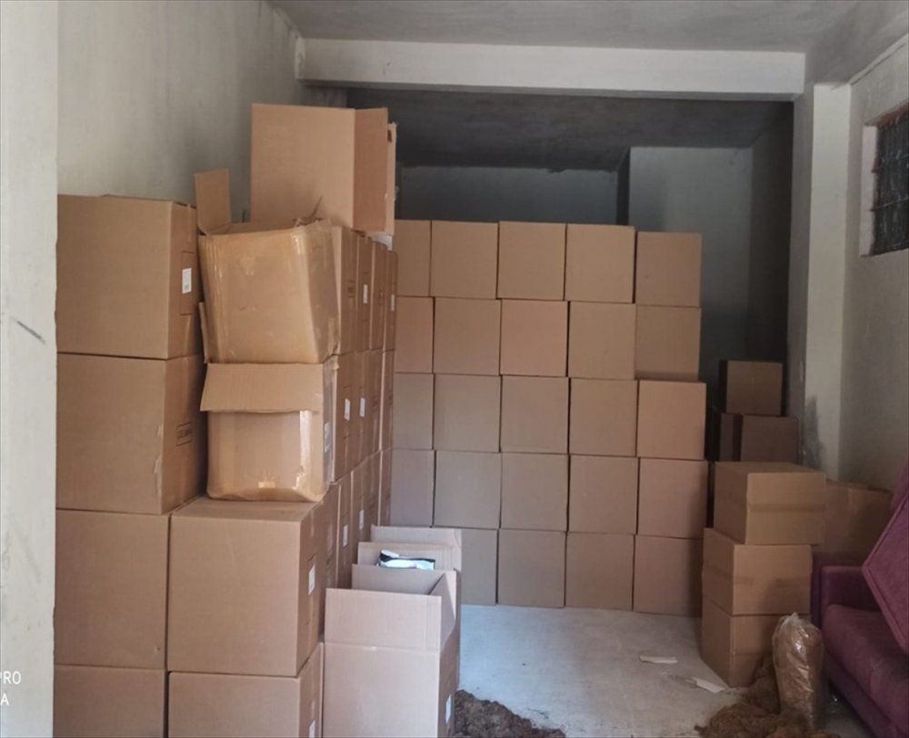 Antalya'da 4 Milyon 574 Bin 700 Makaron Ele Geçirildi