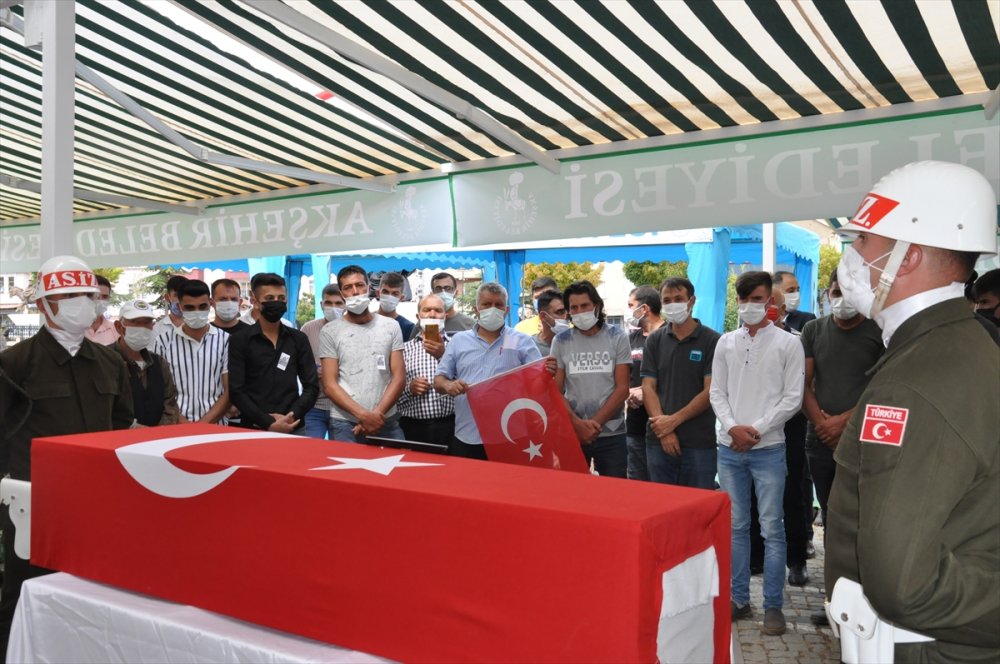 Şehit Piyade Sözleşmeli Er Ömer Faruk Erdem, Konya'da Son Yolculuğuna Uğurlandı