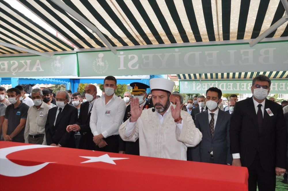 Şehit Piyade Sözleşmeli Er Ömer Faruk Erdem, Konya'da Son Yolculuğuna Uğurlandı