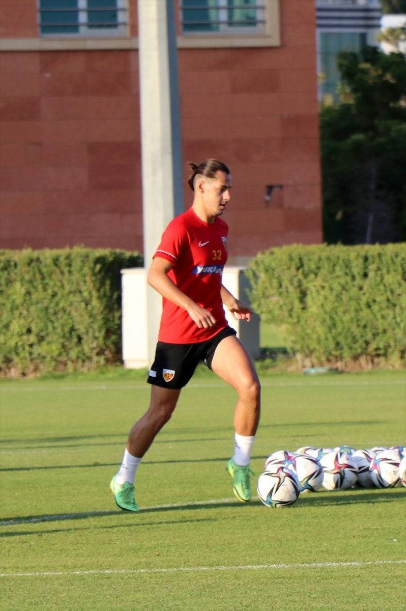 Kayserispor Teknik Direktörü Karaman'dan Şenol Hoca Yorumu