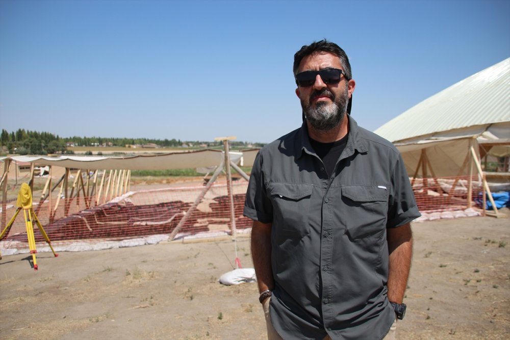 Çatalhöyük'te Neolitik Evin Hücre Mekanlarında Çoklu Mezarlar Bulundu