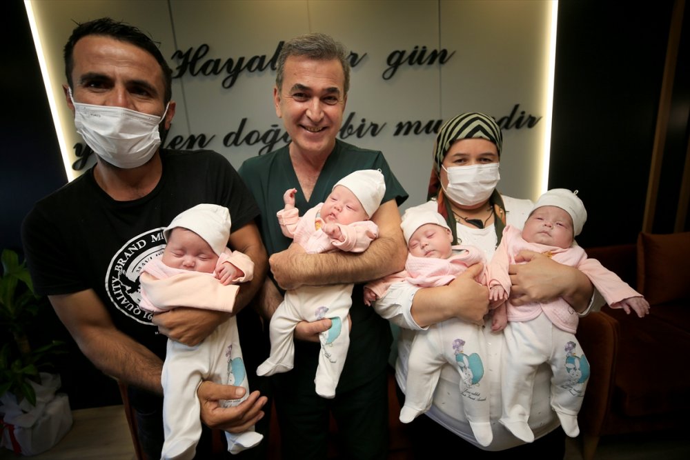 Hamileyken Kovid-19'u Yendi, Dördüzleri Mutluluğun Adı Oldu